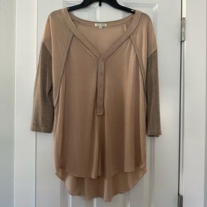 Women’s baseball tee